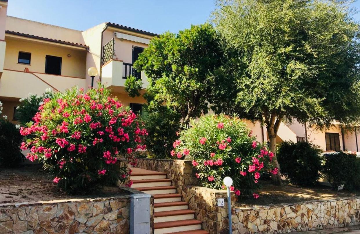 Le Residenze Itaca Apartment Porto Pozzo Exterior foto